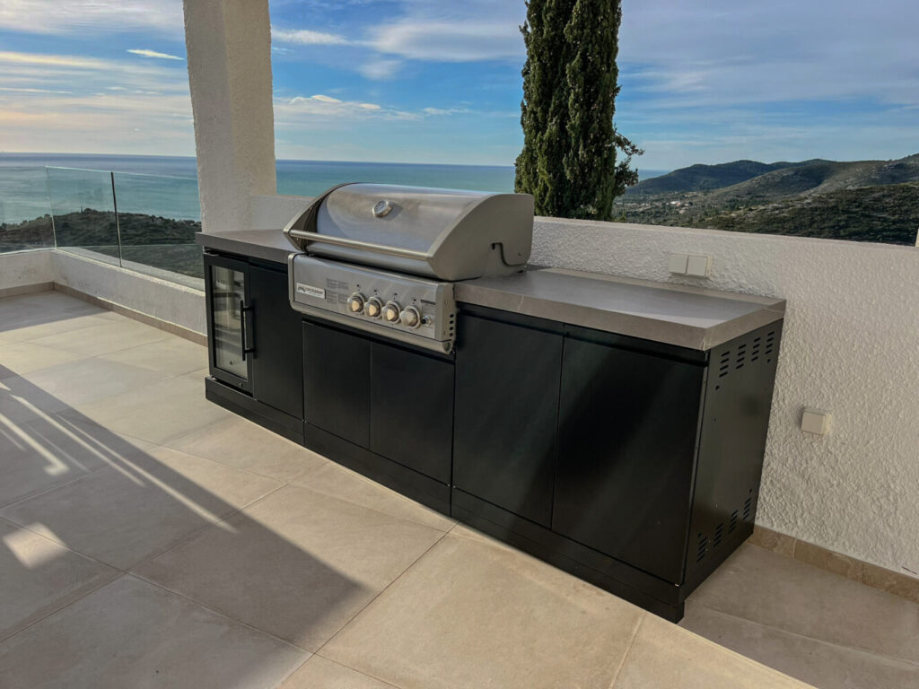 WhatsApp Image 2024-12-06 at 09.58.03